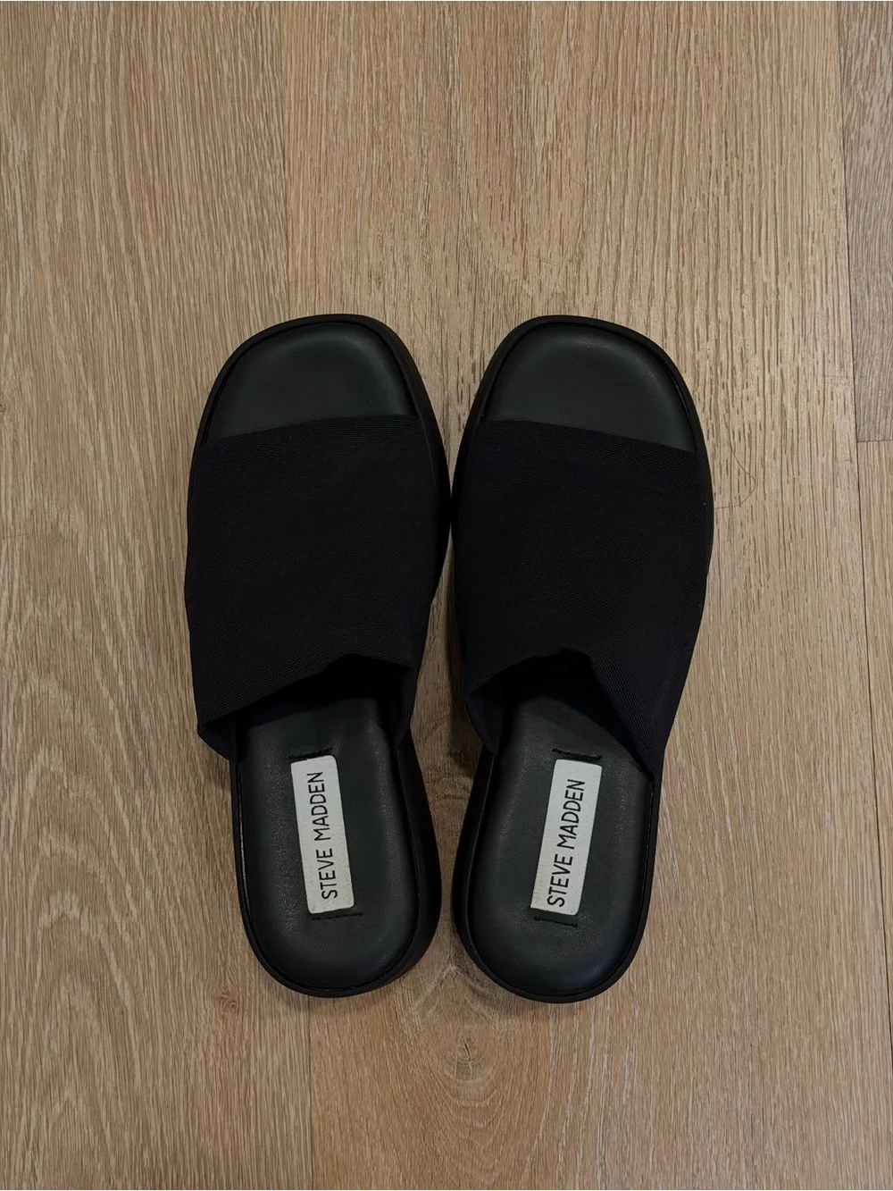 Steve Madden Slinky30 Black Platform Slide Sandals